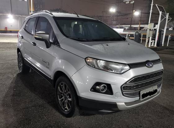 FORD ECOSPORT 2.0 FREESTYLE 4WD 16V FLEX 4P MANUAL FORD ECOSPORT 2.0 FREESTYLE 4WD 16V FLEX 4P MANUAL